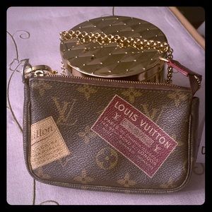 🛑 NOT AVAILABLE 🛑Vuitton Trunks Mini Pochette